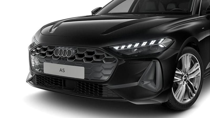 Ny Audi A5 Design 2025 Svart Kombi