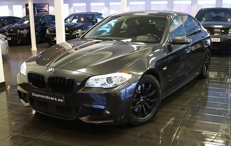 Begagnad BMW 530 M Sport 245 HK (180 kW) 2011 Mörkgrå Sedan
