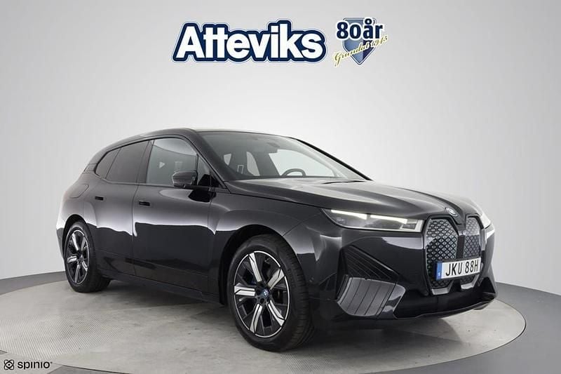 Svart Begagnad 2022 BMW iX Comfort Edition SUV | 499 900 kr (Bra pris) - Bild 1/3