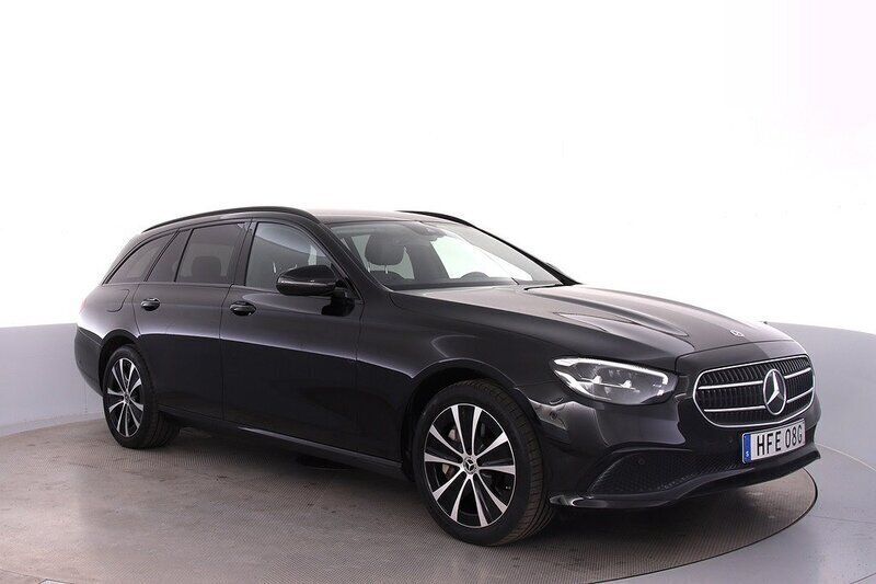 Svart Begagnad 2021 Mercedes E300 Kombi | 339 000 kr (Bra pris) - Bild 1/4