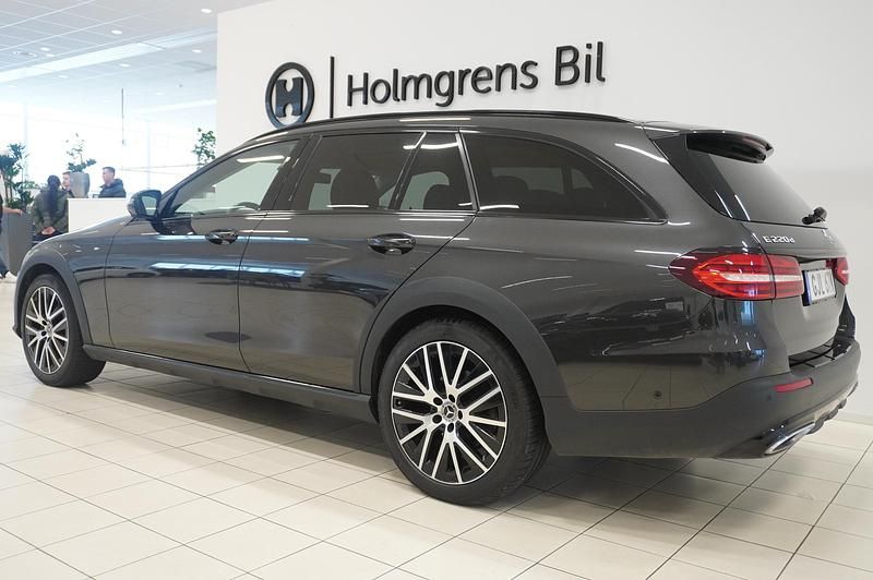 Begagnad Mercedes E220 All-Terrain 200 HK (147 kW) 2023 Grå Kombi