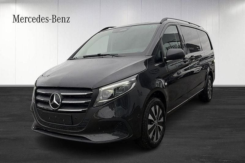 Grafitgrå mörk metallic Ny 2026 Mercedes Vito Van | 749 900 kr (Marknadspris) - Bild 1/4