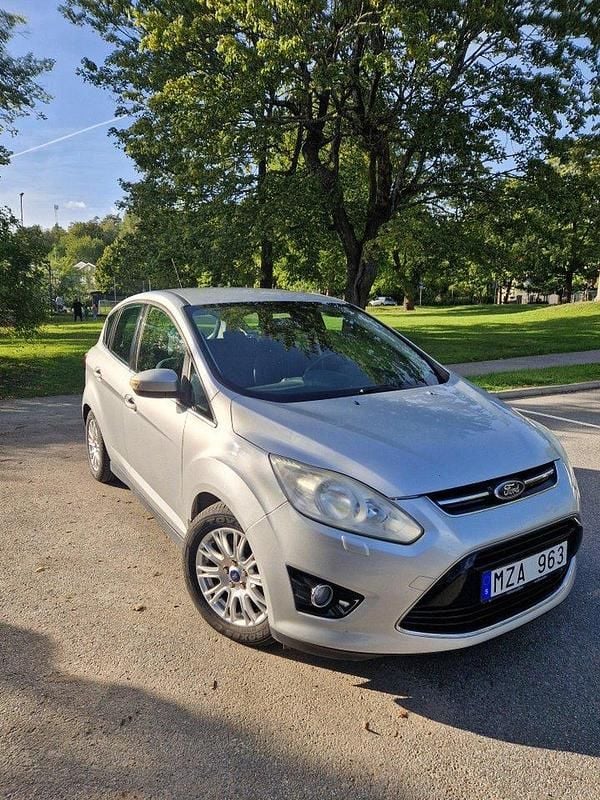 Grå Begagnad 2013 Ford C-MAX Titanium Minibuss | 65 000 kr (Marknadspris) - Bild 1/4