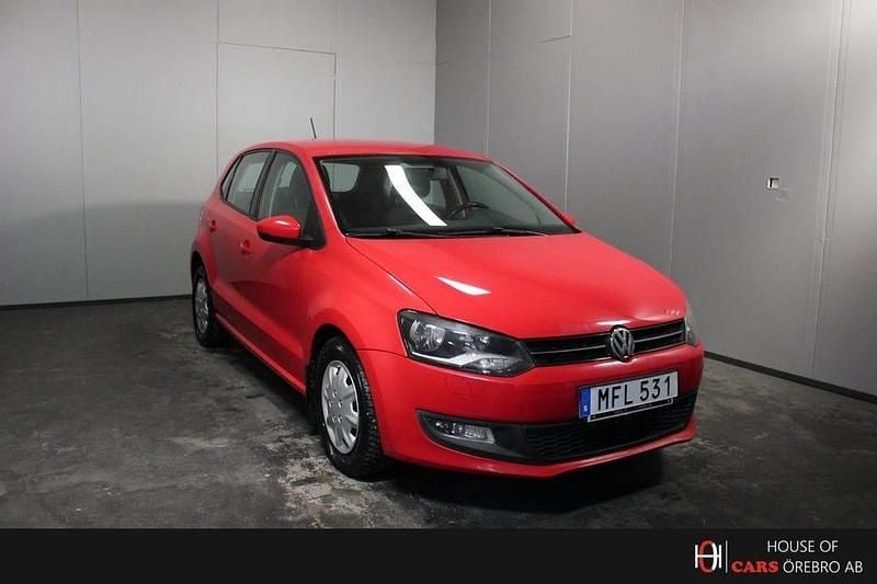 Röd Begagnad 2012 VW Polo Halvkombi | 89 900 kr (Marknadspris) - Bild 1/4