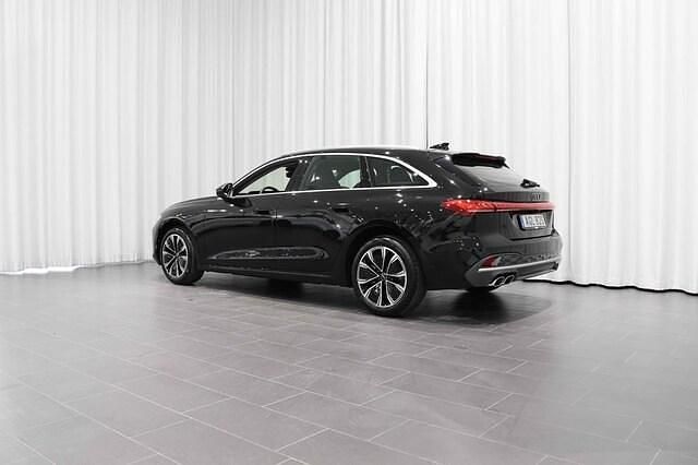 Begagnad Audi A5 Advanced 204 HK (150 kW) 2025 Svart (mytsvart metallic) Sportkupé
