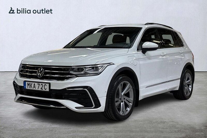 Vit Begagnad 2021 VW Tiguan R-line SUV | 309 900 kr (Marknadspris) - Bild 1/4