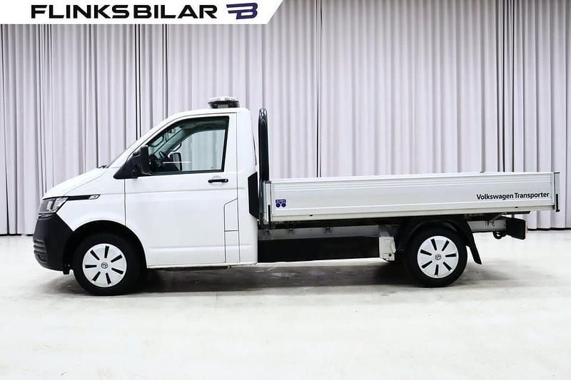 Vit Begagnad 2023 VW T6.1 Van | 349 875 kr (Superpris) - Bild 1/4