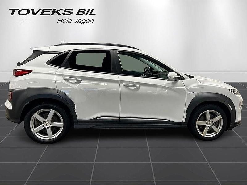 Begagnad Hyundai Kona Premium 150 kW (204 HK) 2020 Vit SUV