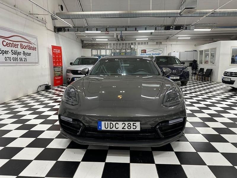 Begagnad Porsche Panamera Turbo Sport 549 HK (403 kW) 2017 Grå Sedan
