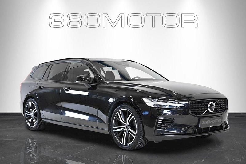 Svart Begagnad 2022 Volvo V60 R-Design Kombi | 424 900 kr (Marknadspris) - Bild 1/4