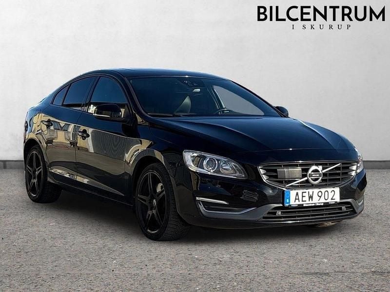 Begagnad Volvo S60 Summum 230 HK (169 kW) 2014 Svart Sedan