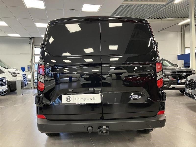 Begagnad Ford Transit Custom Trend 136 HK (100 kW) 2024 Svart Van