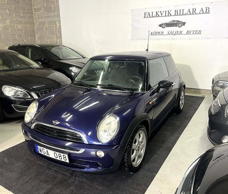 Begagnad Mini ONE Salt 90 HK (66 kW) 2004 Blå Halvkombi