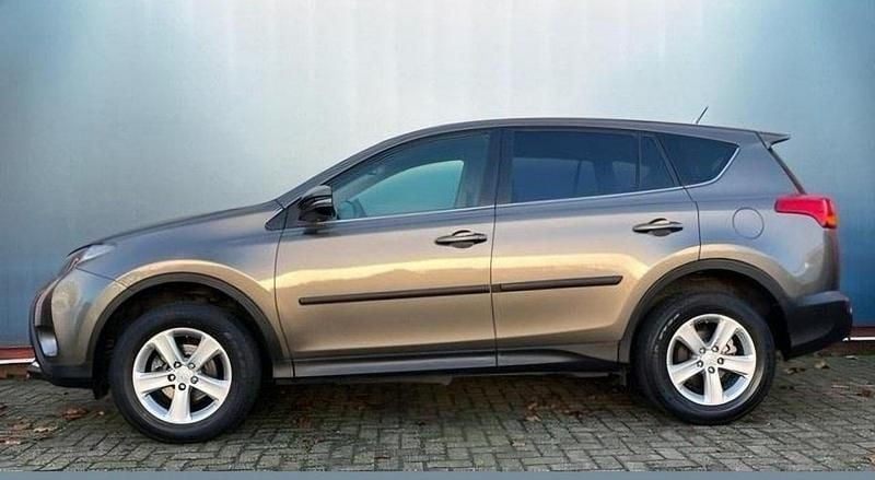 Brun Begagnad 2014 Toyota RAV4 SUV | 160 000 kr (Marknadspris) - Bild 1/2