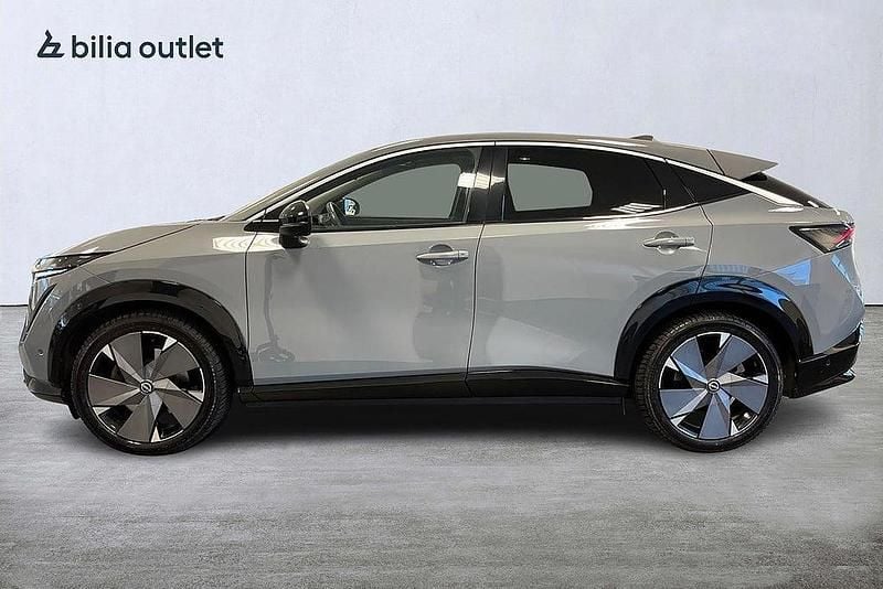 Begagnad Nissan Ariya Evolve 177 kW (242 HK) 2022 Ljusgrå SUV