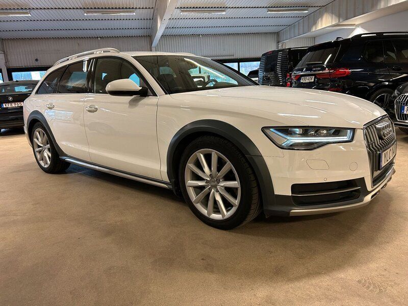 Vit Begagnad 2017 Audi A6 Allroad Sport Kombi | 195 000 kr (Marknadspris) - Bild 1/4