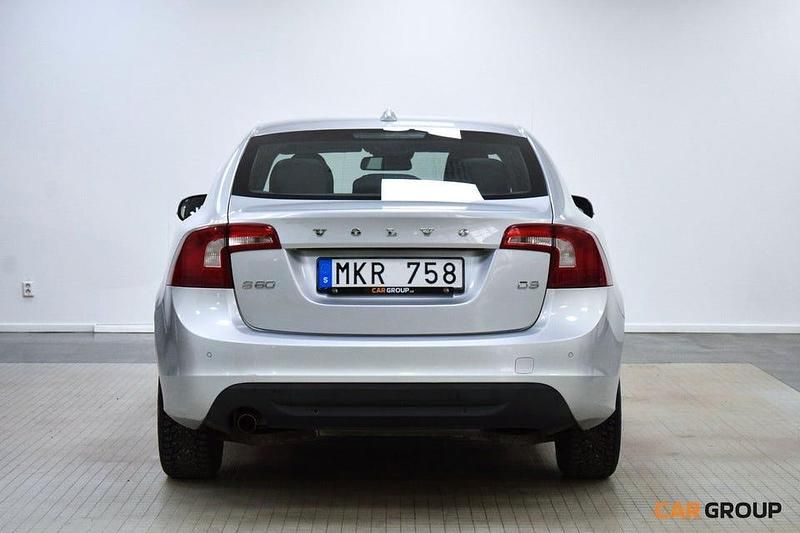 Begagnad Volvo S60 Summum 164 HK (120 kW) 2011 Ljusgrå (grå) Sedan