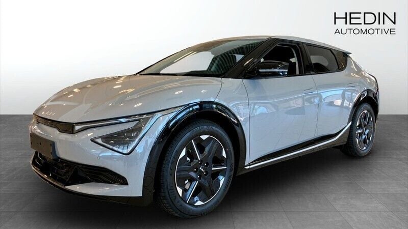 Grå (grey) Ny 2025 Kia EV6 3 SUV | 606 900 kr (Marknadspris) - Bild 1/4