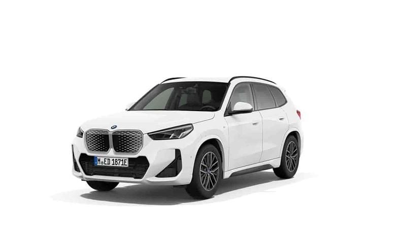 Vit Begagnad 2025 BMW iX1 SUV | 468 900 kr - Bild 1/1