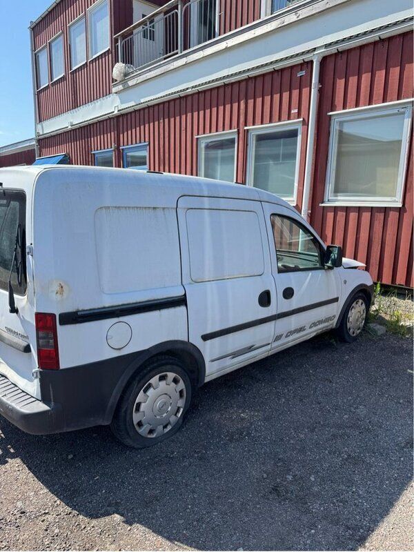 Vit Begagnad 2007 Opel Combo Minibuss | 10 000 kr (Superpris) - Bild 1/4