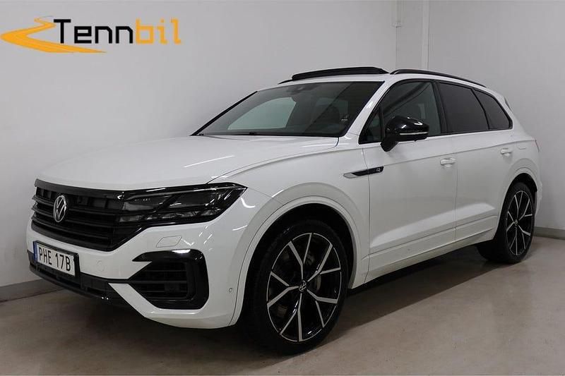Vit Begagnad 2023 VW Touareg R SUV | 599 900 kr (Superpris) - Bild 1/4