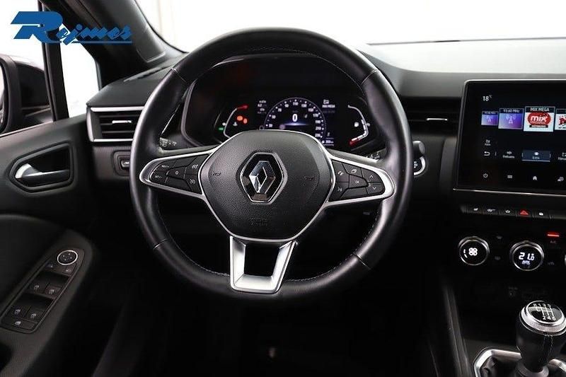 Begagnad Renault Clio V Intens 91 HK (66 kW) 2022 Svart stjärna met gne Halvkombi