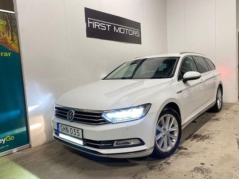 Begagnad VW Passat GT 190 HK (139 kW) 2015 Vit Kombi