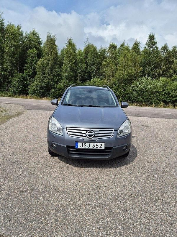 Begagnad 2009 Nissan Qashqai +2 SUV | 51 900 kr (Marknadspris) - Bild 1/4