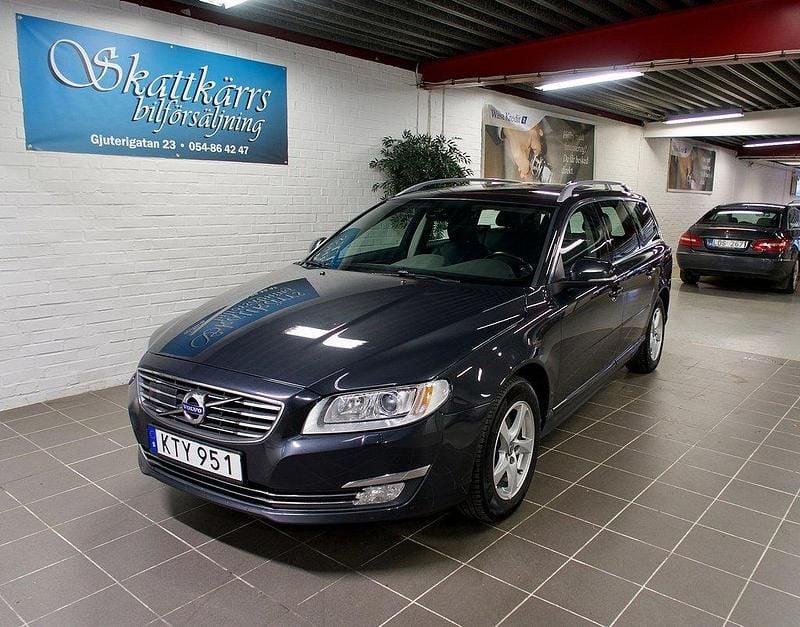 Grå Begagnad 2016 Volvo V70 Standard Kombi | 163 000 kr (Lite dyr) - Bild 1/4