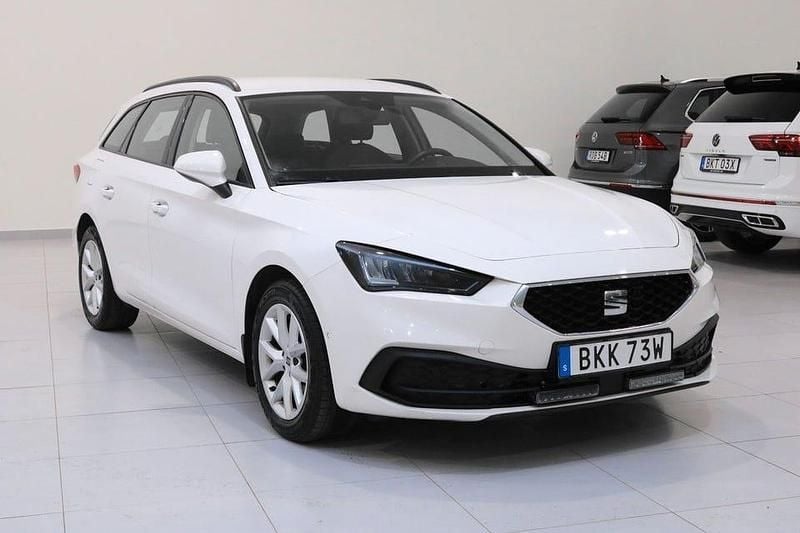 Begagnad Seat Leon ST 4Drive 150 HK (110 kW) 2021 Vit Kombi