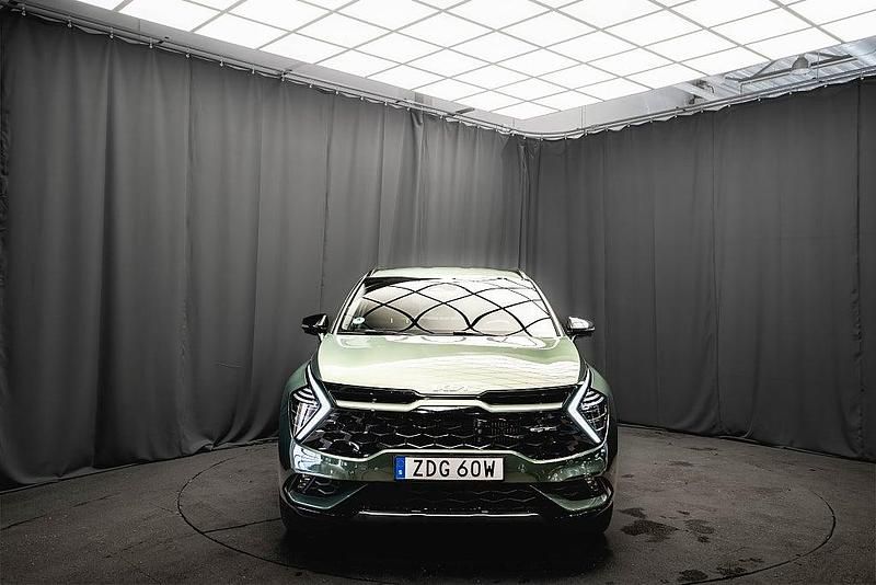 Begagnad Kia Sportage GT-Line 265 HK (194 kW) 2023 Grön SUV