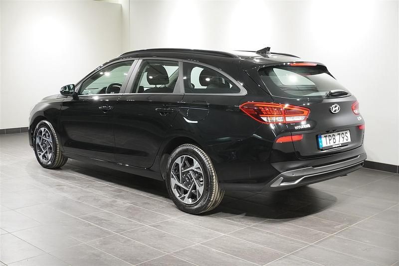 Begagnad Hyundai i30 101 HK (74 kW) 2025 Svart Kombi