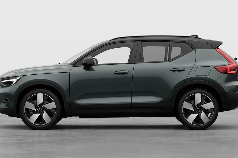 Grön Ny 2025 Volvo EX40 Single Motor Extended Range SUV | 647 200 kr (Dyr) - Bild 1/4