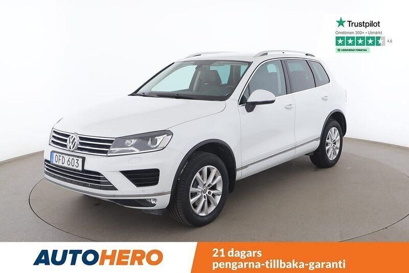 Vit Begagnad 2016 VW Touareg SUV | 216 000 kr (Marknadspris) - Bild 1/4