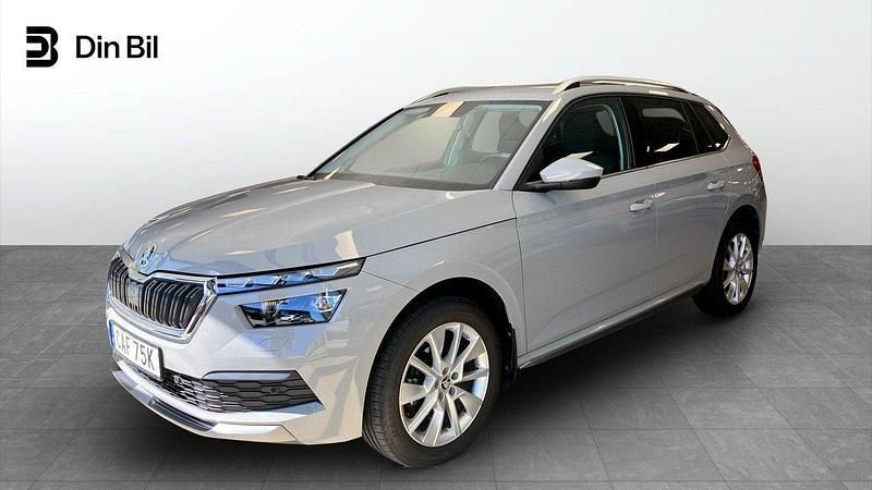 Grå Begagnad 2021 Skoda Kamiq Style SUV | 234 900 kr (Marknadspris) - Bild 1/4