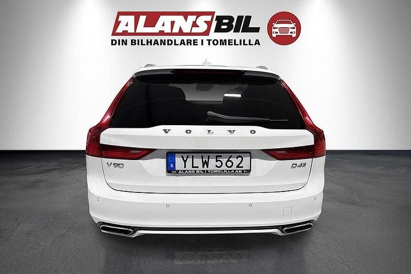 Begagnad Volvo V90 R-Design 190 HK (139 kW) 2017 Vit Kombi