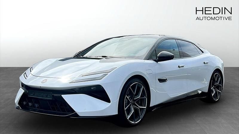 Ny 2024 Lotus Emeya Halvkombi | 1 579 900 kr - Bild 1/4