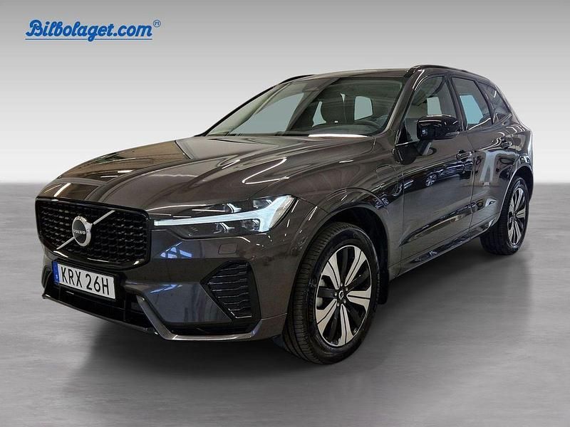 Blå Begagnad 2025 Volvo XC60 Plus SUV | 589 000 kr (Lite dyr) - Bild 1/3