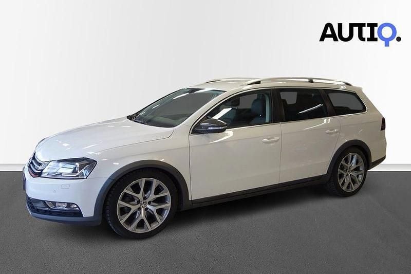 Candy white Begagnad 2014 VW Passat Alltrack Kombi | 109 900 kr (Marknadspris) - Bild 1/4