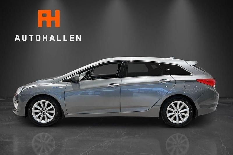 Begagnad Hyundai i40 136 HK (100 kW) 2013 Silver Kombi