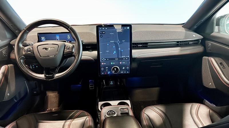 Begagnad Ford Mustang Standard Range 269 HK (197 kW) 2022 Halvkombi