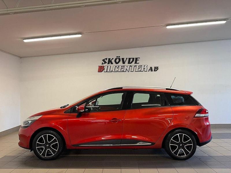 Röd Begagnad 2013 Renault Clio GrandTour Kombi | 79 500 kr (Lite dyr) - Bild 1/4