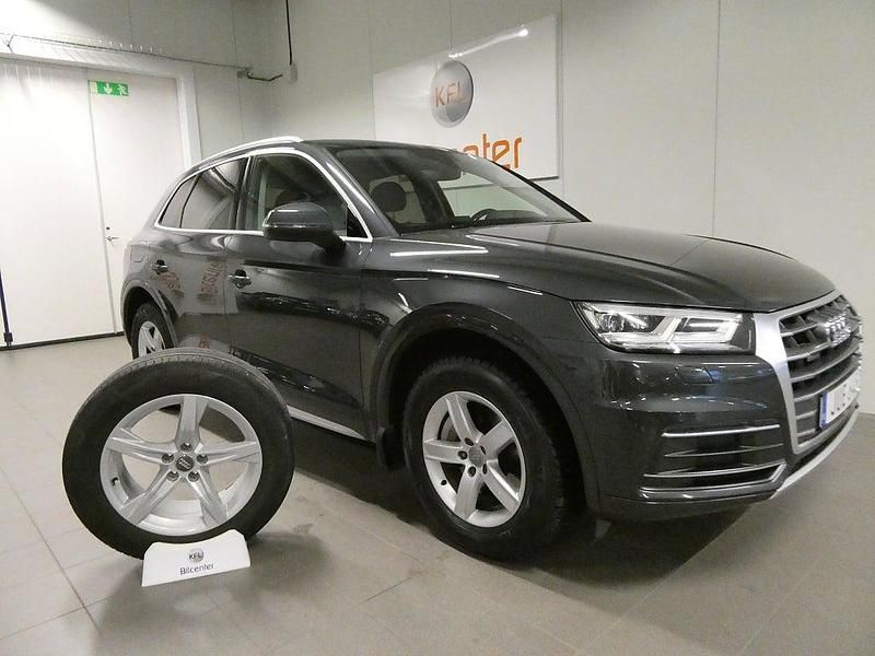 Begagnad Audi Q5 190 HK (139 kW) 2017 Grå SUV