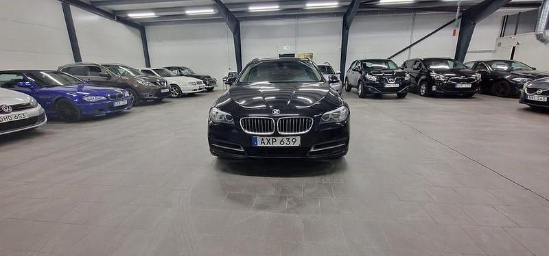 Begagnad BMW 520 M Sport 184 HK (135 kW) 2014 Svart