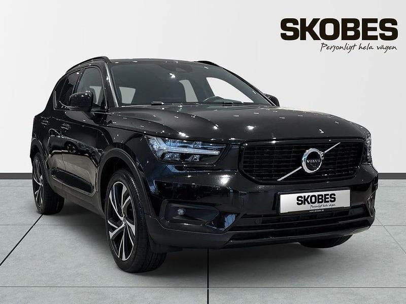 Begagnad Volvo XC40 R-Design 265 HK (194 kW) 2020 Svart SUV