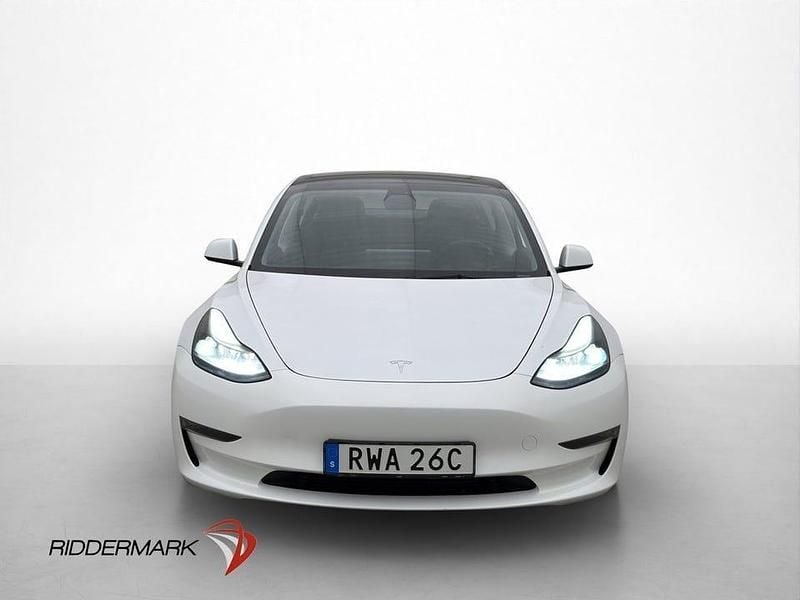 Begagnad Tesla Model 3 Long Range AWD 366 kW (498 HK) 2021 Vit Sedan