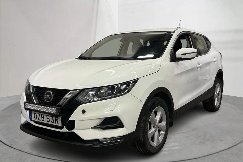 Vit Begagnad 2020 Nissan Qashqai SUV | 143 000 kr (Superpris) - Bild 1/4
