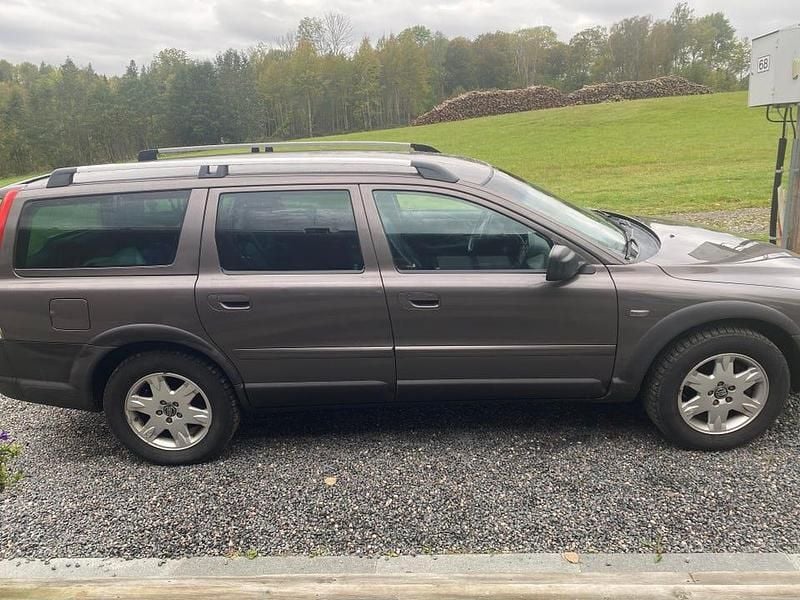 Begagnad Volvo XC70 185 HK (136 kW) 2006 Kombi