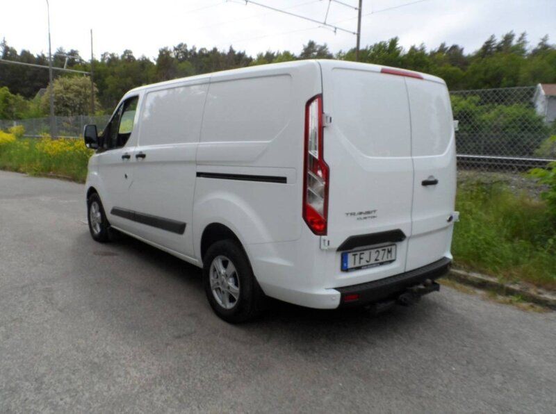 Begagnad Ford Transit Custom 131 HK (96 kW) 2020 Vit Van