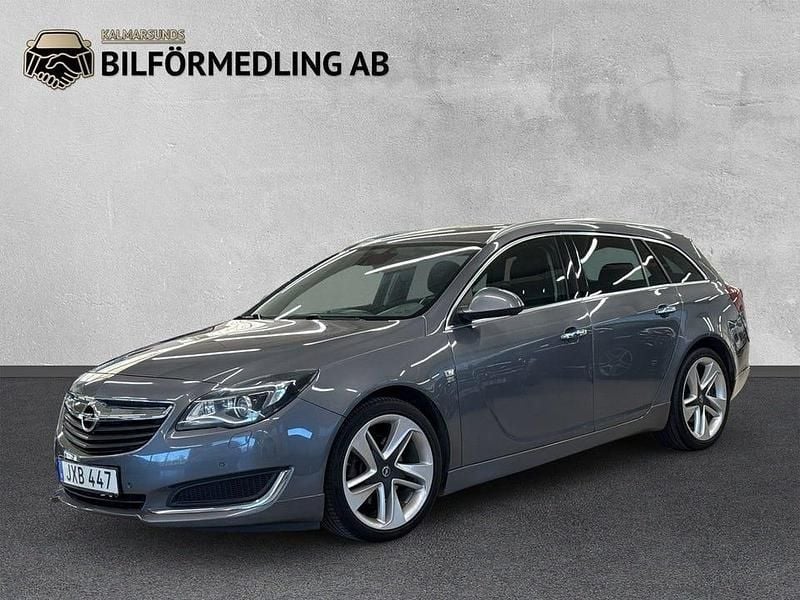 Grå Begagnad 2015 Opel Insignia Kombi | 94 990 kr (Marknadspris) - Bild 1/4